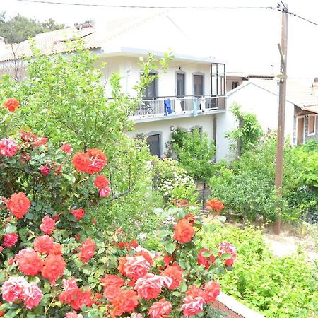Lazatka Flat In Capital Chora Apartment Samothraki Luaran gambar